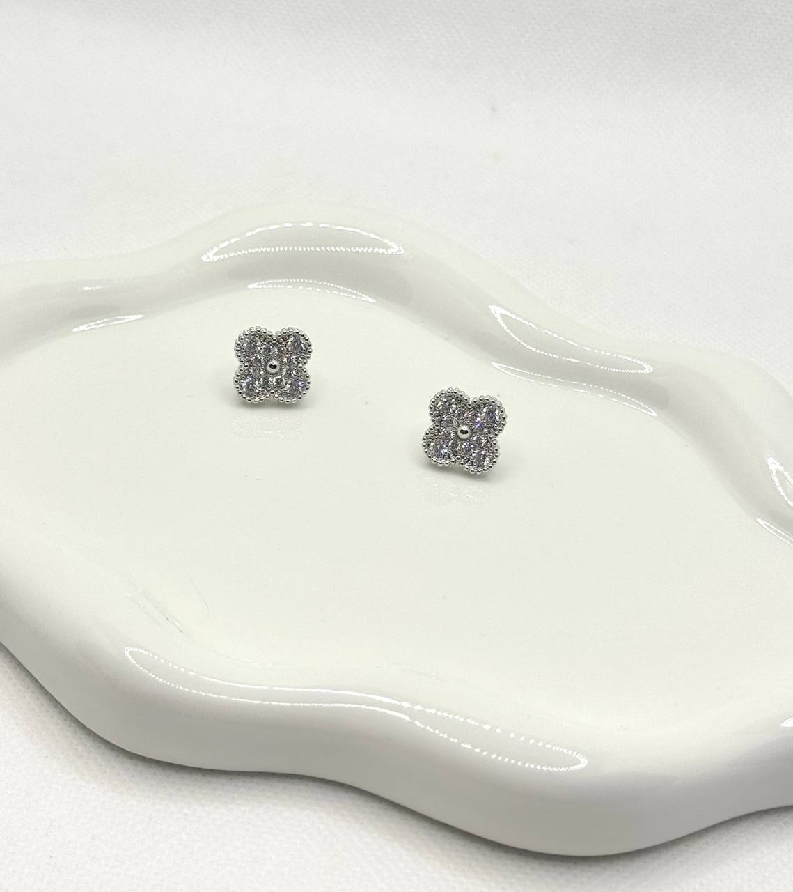 Van Cleef Earrings No9