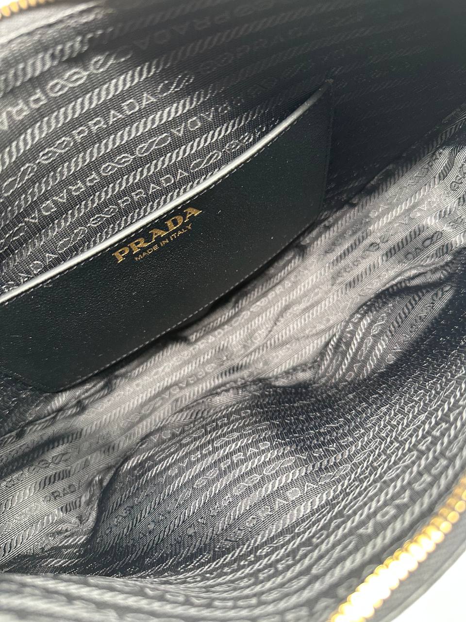 Prada arque leather black