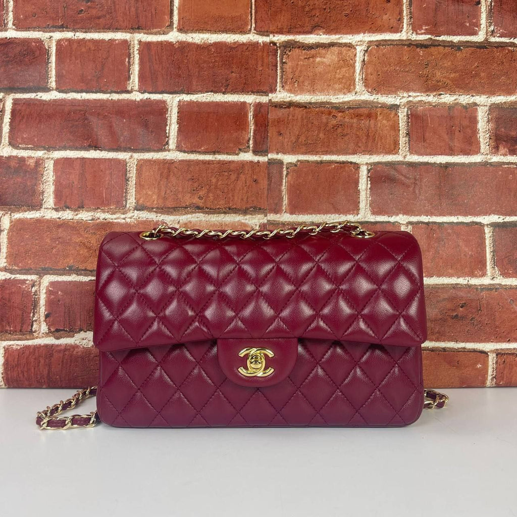 Ch classic flap bag burgundy