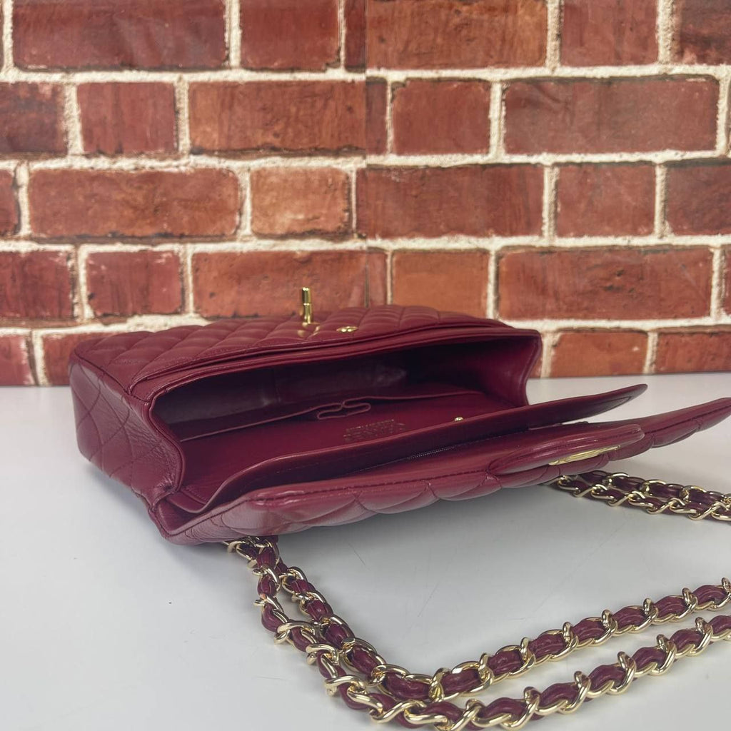Ch classic flap bag burgundy
