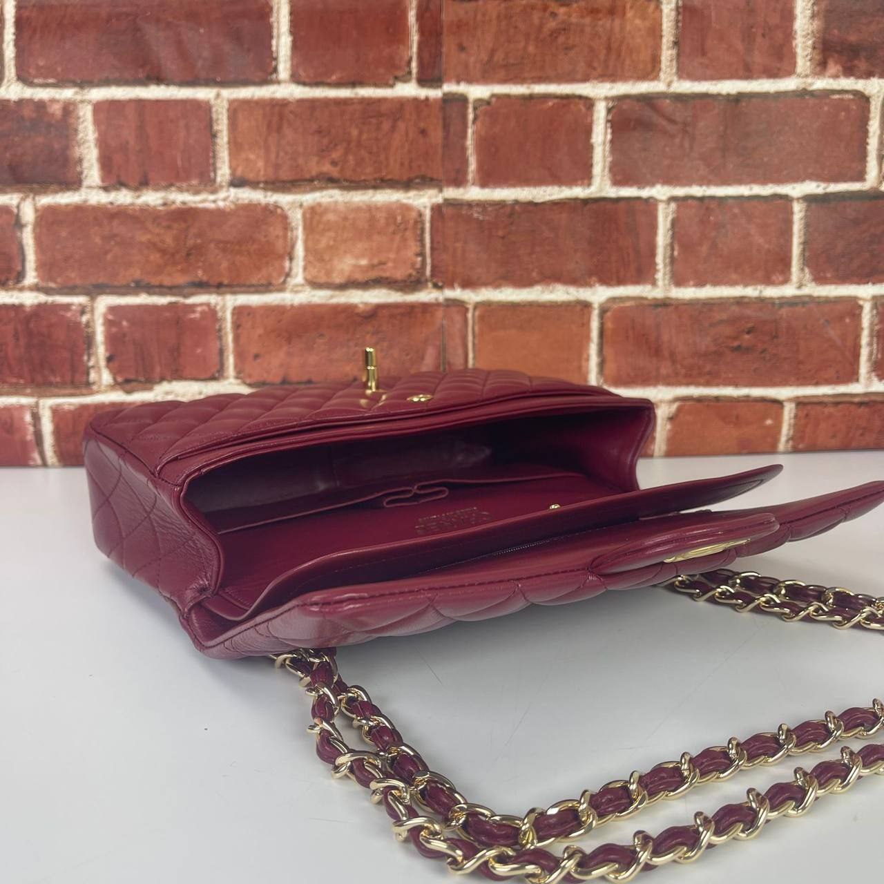 Ch classic flap bag burgundy