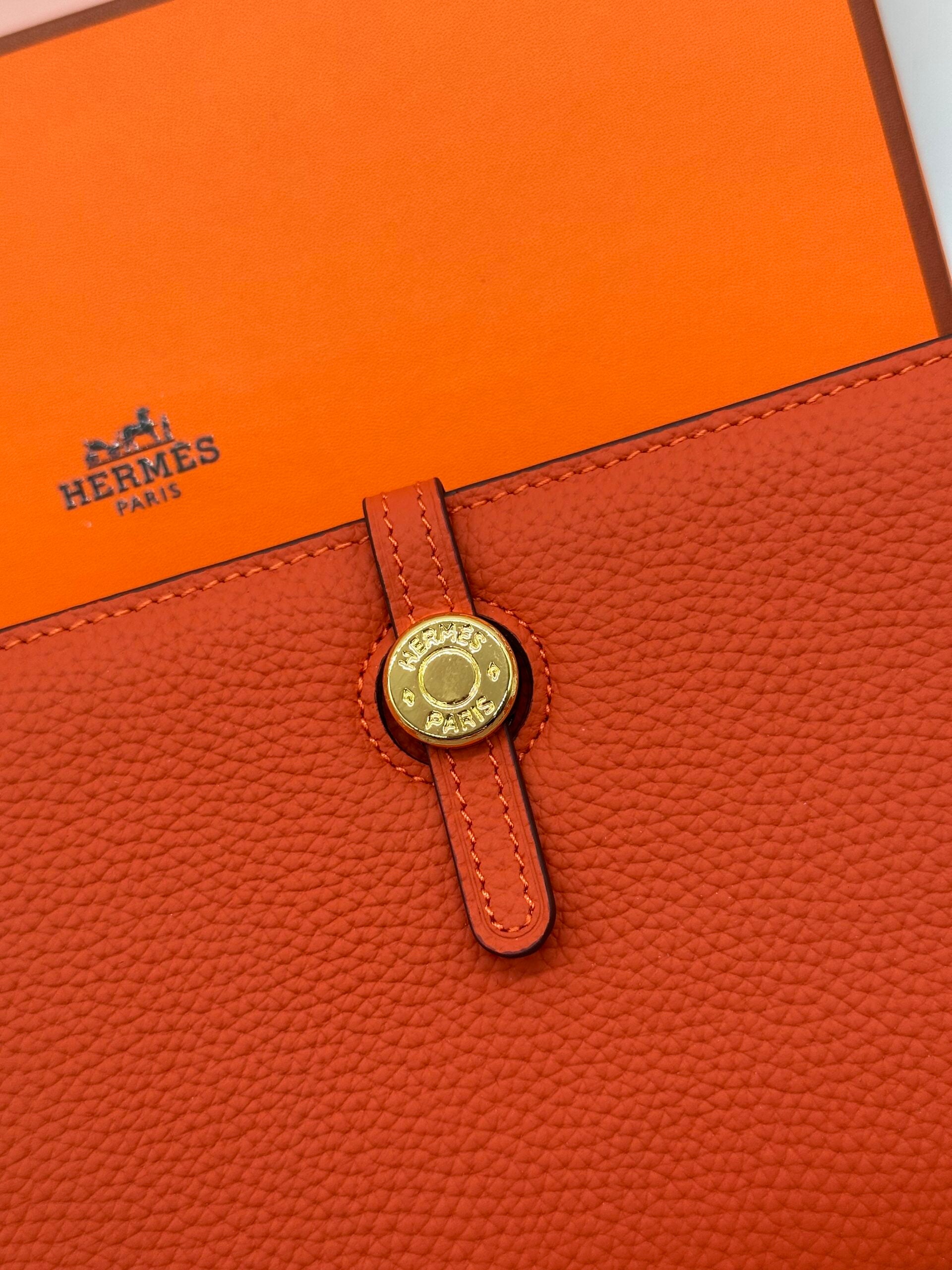 Hermes Wallet dogon orange