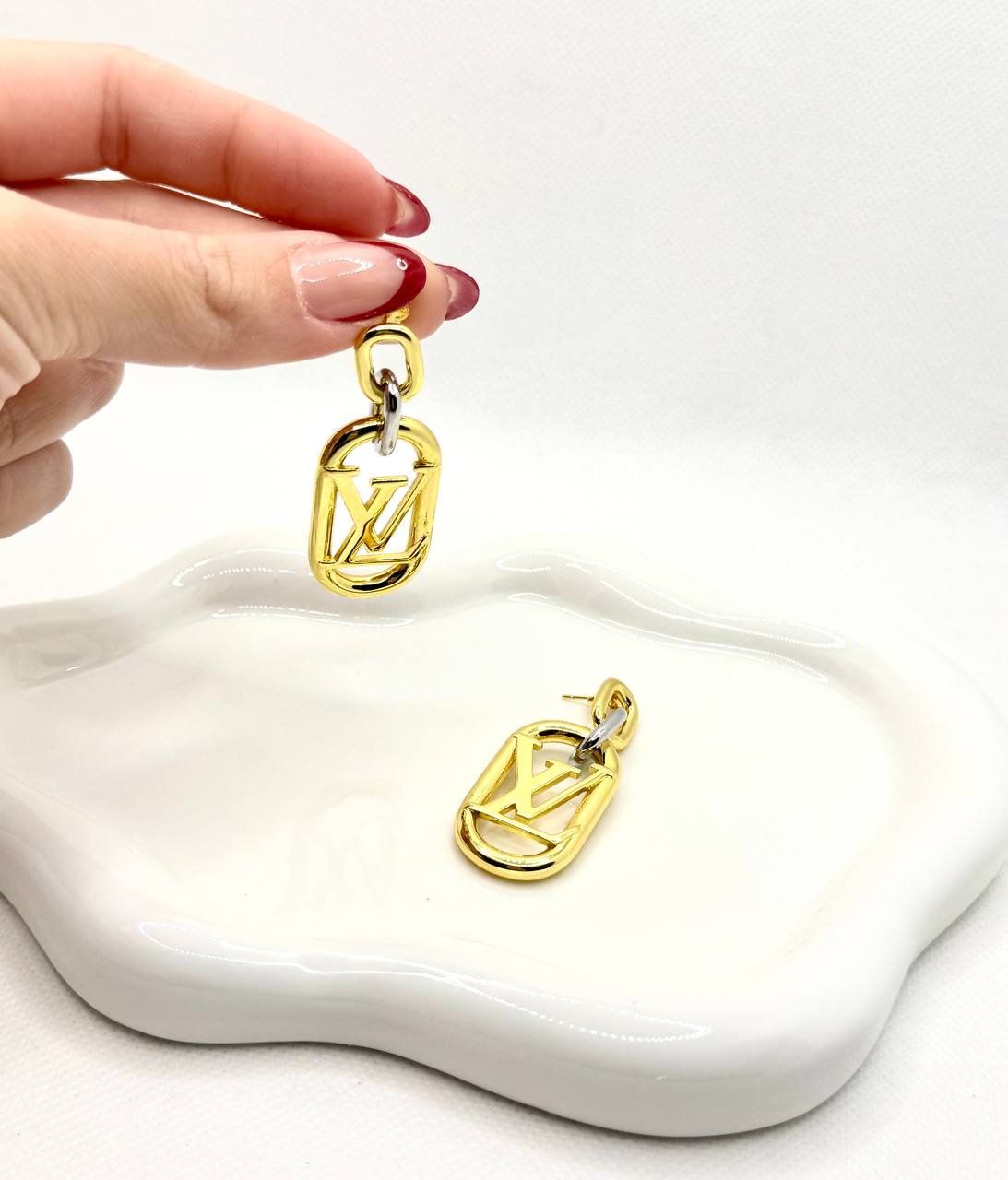 LV earrings no7
